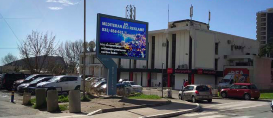 Rađenović: Od 250 reklamnih objekata, samo tridesetak Mediteran reklama